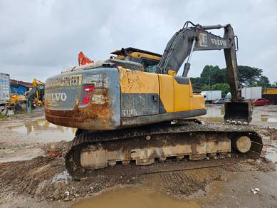 Volvo EC210DL excavator