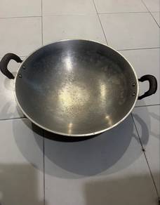 39cm Solid Heavy Aluminium Cooking Wok