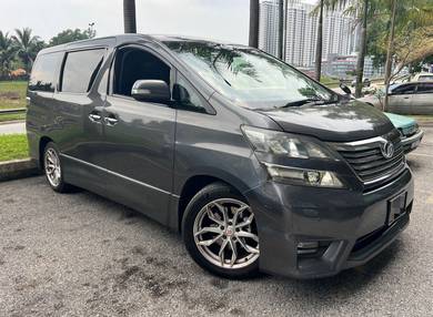 Toyota Vellfire Z PLATINUM SELECTION in Damansara Perdana, SGR