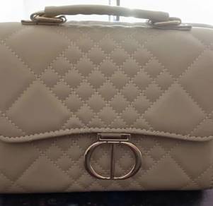 New Hand bag