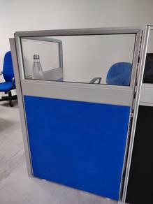 Free Standing Partition with Glass Top Board (C)