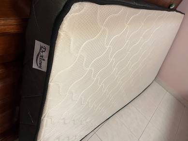 Single bed
