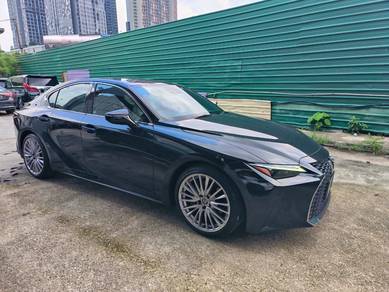 Lexus IS 300 VERSION L in Old Klang Road, KUL