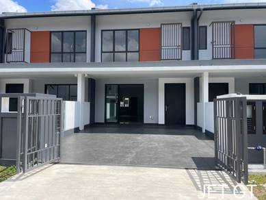 2-storey Terraced House For Sale in Bandar Bukit Raja,SGR