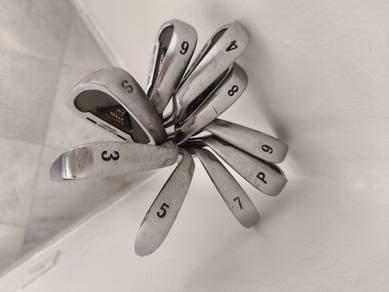 Complete and Cheap Beginners’ Golf Iron Set