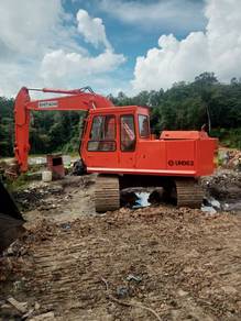 Excavator Uh063