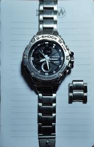 Gentle man watch