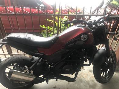 Benelli Leoncino 250