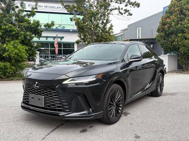 Lexus RX 350 VERSION L in Kota Damansara, SGR