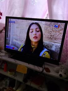 TV sharp 32 inch good condition 