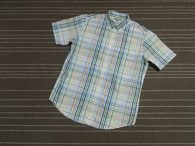 Uniqlo button up XL 9986