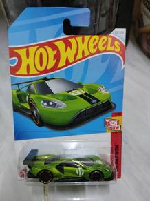 Hotwheels Green 2016 Ford GT Race