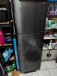 Hitachi REFRIGERATOR