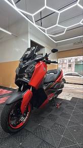 Yamaha XMAX