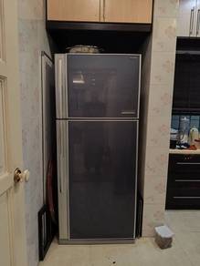 (MUSLIM OWNED) Toshiba Glass Fridge / Refrigerator