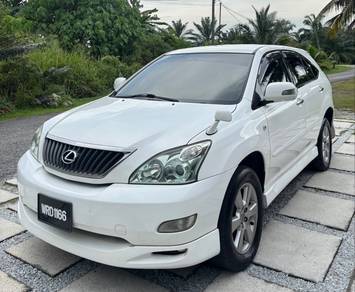 Toyota Harrier PREMIUM-L 4WD in Telok Panglima Garang, SGR