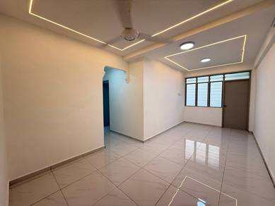 Flat For Sale in Taman Johor Jaya