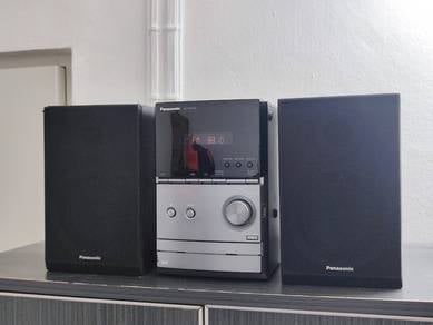 Panasonic Hifi Bookshelf System. CD Player USB