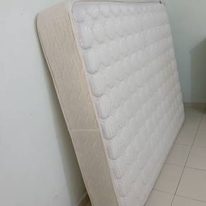 Englander Queen Size Mattress