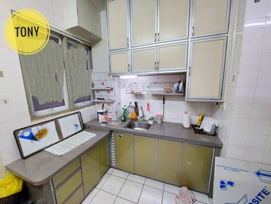 Condominium For Sale in Vista Condominium