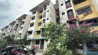 Flat For Rent in Flat PKNS Seksyen 24 Shah Alam