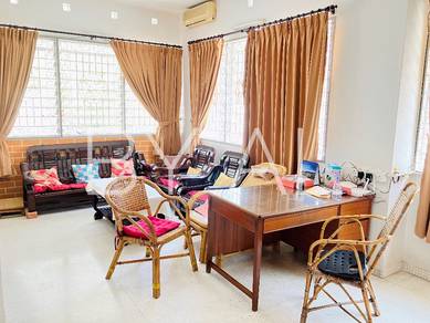 Semi-Detached House For Sale in Pulau Tikus,PNG