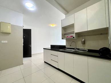 Condominium For Rent in Midfields 2