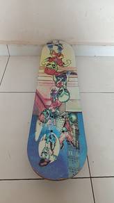 almost new skateboard 