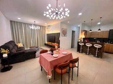 Condominium For Rent in 72 Residences