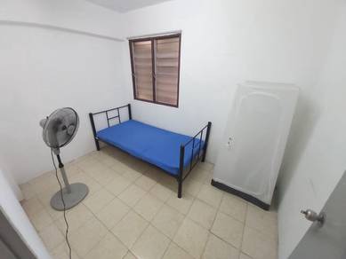 Room in Kajang, SGR