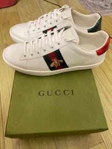 kasut Gucci Ace embroidered sneakers bee