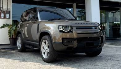 Land Rover Defender 110 P300 SE in Nibong Tebal, PNG