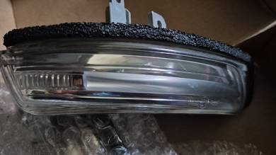 Lampu Signal Side Mirror Perodua Bezza 2017