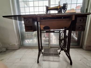 Antique Standard Sewing Machine