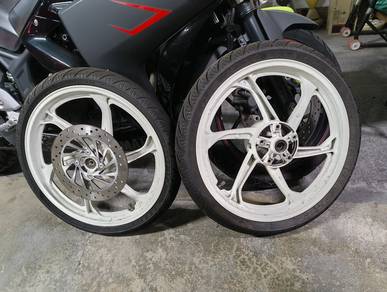 Sport Rim Y15ZR Set + Tayar Maxxis