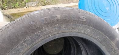 4 Toyota Vellfire/ Vellfire 225/65R17 Opals tires