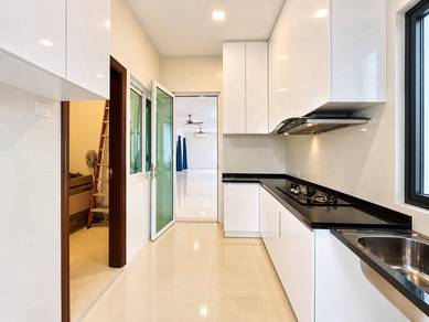 Semi-Detached House For Sale in Ampang,SGR