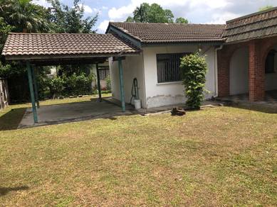 Bungalow House For Sale in Petaling Jaya,SGR
