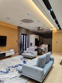 Semi-Detached House For Sale in Rawang,SGR