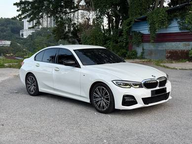 BMW 330i 30i M SPORT in Cheras, SGR