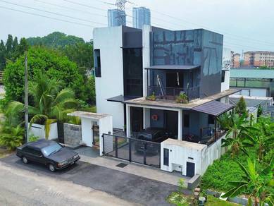 Bungalow House For Sale in Puchong,KUL