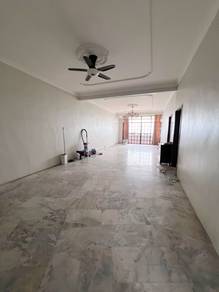 Apartment For Sale in Excelsa Apartment