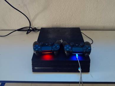 Sony PlayStation 4pro 1tb