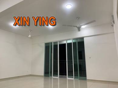 Condominium For Rent in Ideal Venice Residency