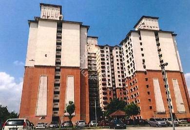 Flat For Sale in Putra Damai