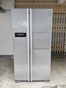 LG refrigerator side by side inverter 2door  589L