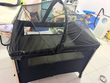 PRELOVED Baby playpen
