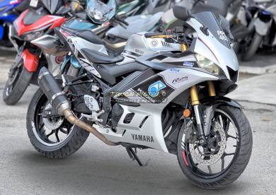 Yamaha R25