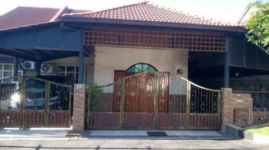 Semi-Detached House For Sale in Salak Tinggi,SGR