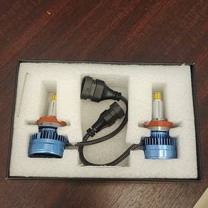 Mentol Lampu Biru LED H11 8000K 12V 80W Tak Silau